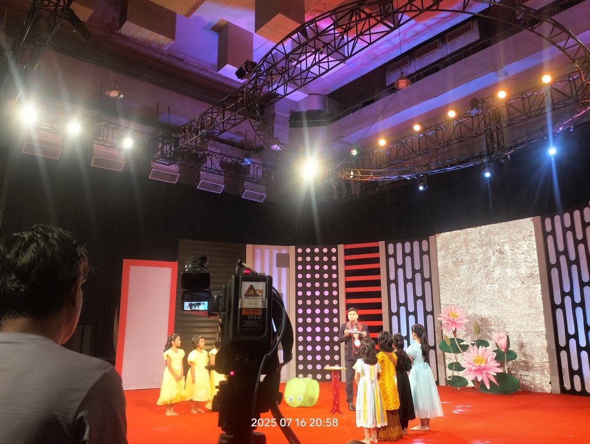 magiceventbd's tweet photo. 🥰শিশু-কিশোরদের জন্য নির্মিত🌹"শাপলা শালুক" অনুষ্ঠানটি এটিএন বাংলা টিভি চ্যানেলে আগামীকাল শনিবার (২৩-০৮-২০২৫ ইং) সকাল ১১:০০ টায় (🇧🇩বাংলাদেশ সময়ে) প্রচারিত হবে ইনশাআল্লাহ। 👨👩👧দেখার আমন্ত্রণ রইল:-
#Shapla_Shaluk #ATNBangla #TV #Channel #Magic_Show #Magician_Omar_Sharif #Dhaka_BD https://t.co/AXr5rcbXQE