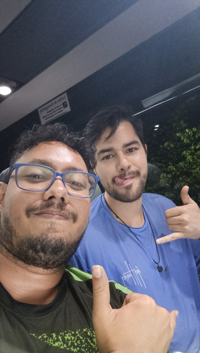 En camino a Barbosa con <a href="/nicodavid1313/">Nicolas serrano</a> para construir liderazgos para la Paz.

<a href="/CiudadaniasPaz/">CiudadaníasParaLaPaz</a>.