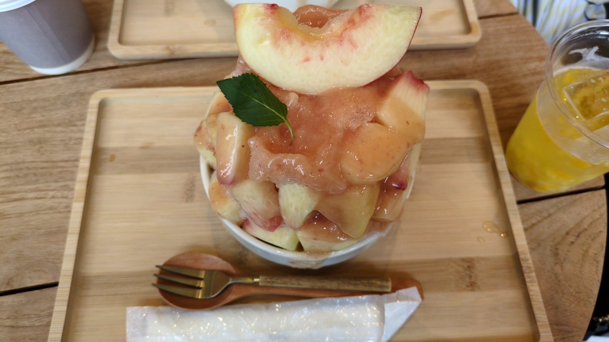 AlfKasu1Game's tweet photo. 🍑🍧 https://t.co/Z6Mwg6OSb1
