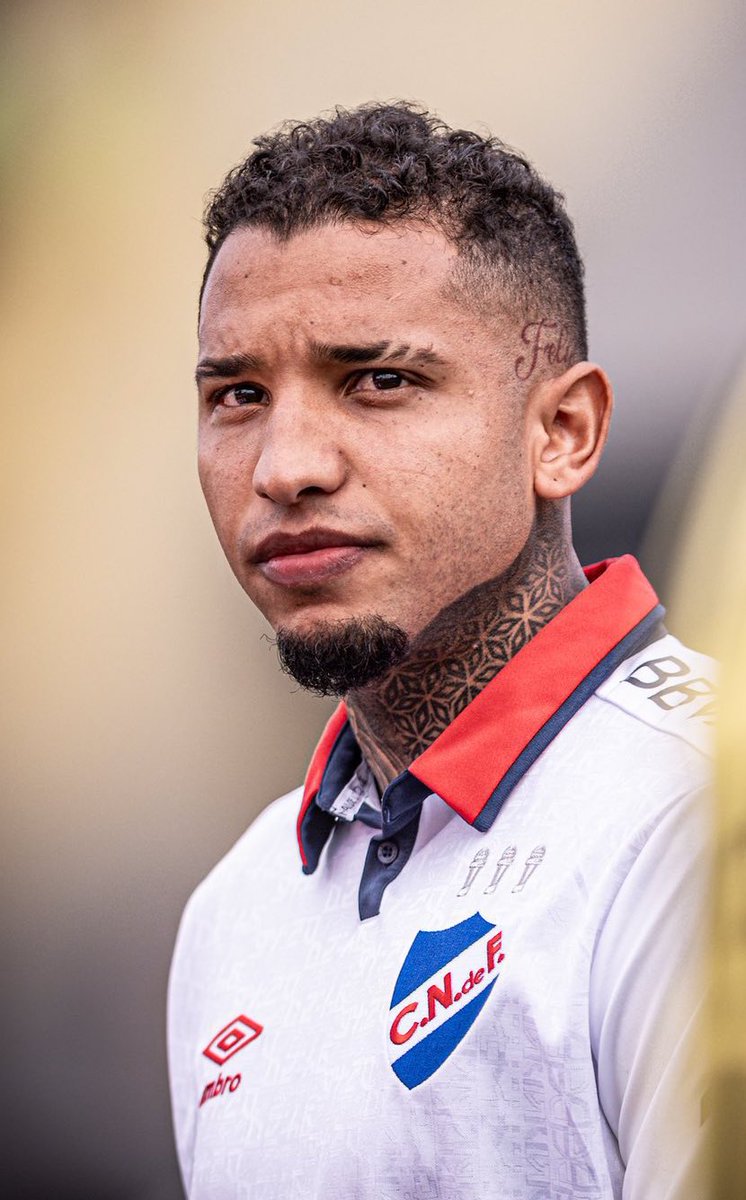 UMPIERRISTA tweet media