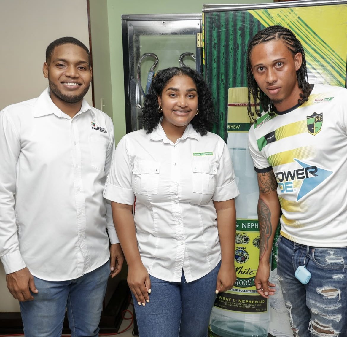 Highlights from the launch of the JPL 2025/26 Season. 

#WrayAndNephew #JPL #SpiritOfFootball #FiWiCulture #jamaicapremierleague