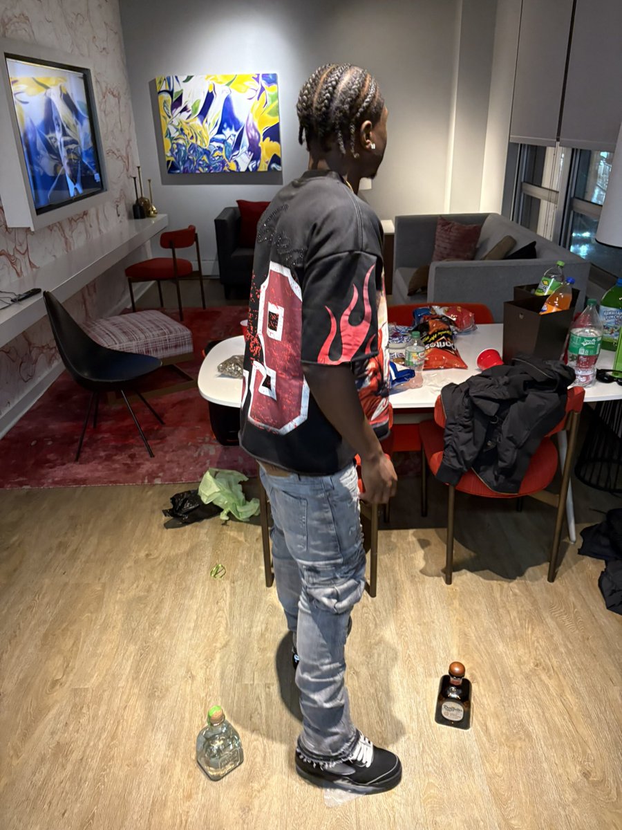 gmt_bam's tweet photo. Fre$h A$$ Nigga BEAT da Roads 🥊Shxtt Got Me Turnt😭🗣️ #Winningteam #explore #Trending https://t.co/CoWZP52OYh