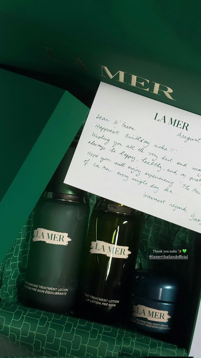 NEERF0808's tweet image. ของขวัญวันเกิดจาก La Mer ✨💚

#LaMerxFreen #LaMer
#LaMerBalancingTreatmentLotion
#ClarityFromWithin #LaMerThailand
#srchafreen #GIRLFREEN