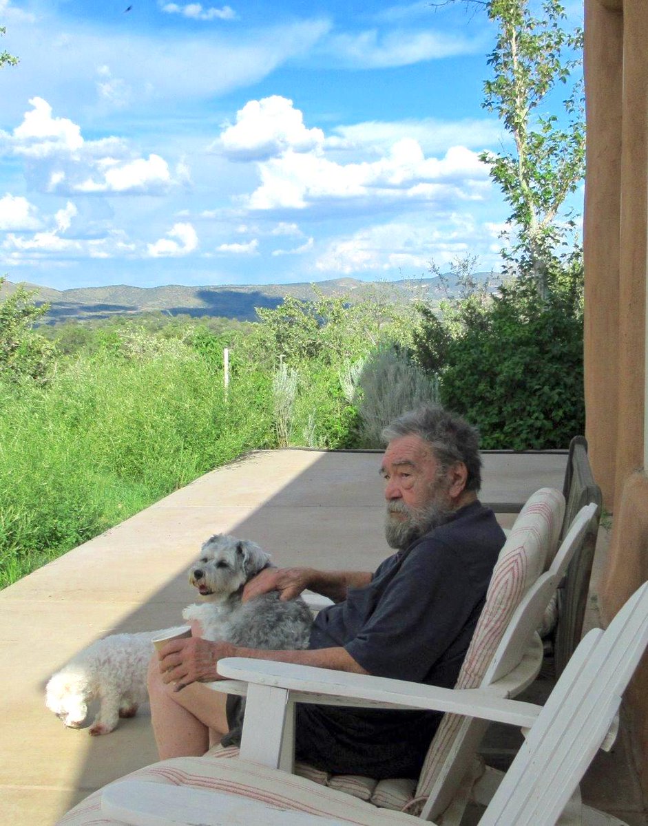 Outside the studio with Rosie and Bailey
#ThrowbackThursday #NewMexico