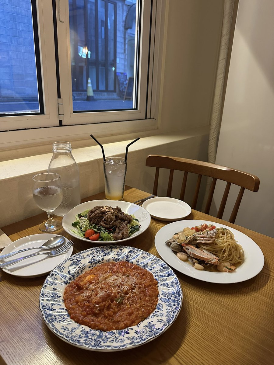 📍수지앤파스타

영재를 너무 좋아한 나머지 내가 영재가 됨

#ㄷㅂㅇㅈ 
#김선우_맛있는걸_내가_놔둘리가
#이재현_치킨이_다가아니야
#어이어이_이재현_여기다