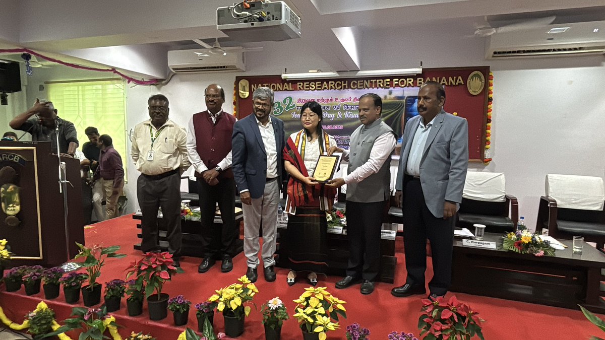 🌿 Strengthening Roots for a Banana Circular Economy 🍌
🤝 NRCB x Wokha = Farmer Prosperity From chips to pickles ♻️, turning waste into wealth for a sustainable #ODOP future!  #BananaEconomy #Nagaland
<a href="/IcarNrcb/">ICAR-NRCB</a> <a href="/DC_Wokha/">Deputy Commissioner, Wokha</a> <a href="/MyGovNagaland/">MyGov Nagaland</a> <a href="/dipr_nagaland/">DIPR Nagaland</a> <a href="/MhaYanthan/">Mhathung Yanthan</a> <a href="/MDoNER_India/">MDoNER India</a>