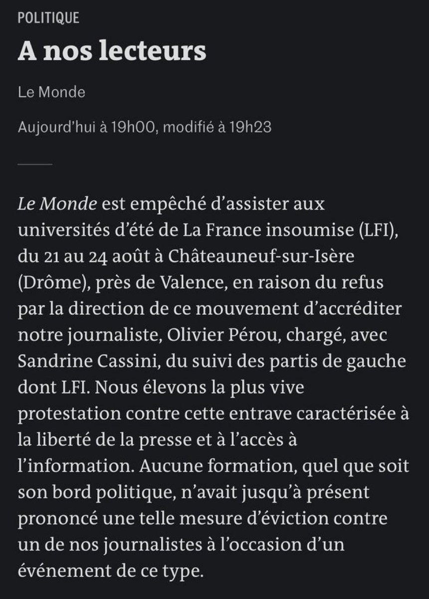 francoisedegois's tweet photo. Il fut une époque où seul le #FN #RN, refusait des accréditations à des journalistes trop critiques à l’égard de #LePen 
. Désormais , #LFI emboîté le pas car Olivier Pérou, le journaliste du @lemondefr a eu le malheur d’écrire un livre “ La meute” sur #Melenchon et  son écosystème .  Mêmes  méthodes , même culte de la personnalité . Même populisme . Même stratégie de la déclaration outrageuse pour créer de la confusion , se démarquer du reste de la gauche pour l’affaiblir , se victimiser auprès dr sa base d’irréductibles  et  tenter ainsi de prendre le pouvoir . Et ça n’arrivera pas !  Appelez le Jean Marie Mélenchon en vrai ;)