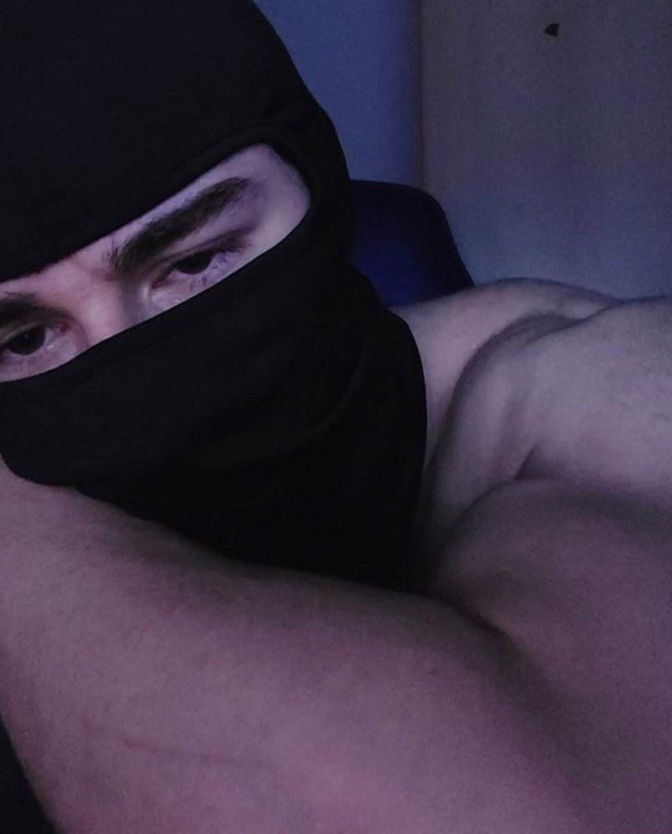 Interact with this if you are horny and vulnerable tonight.

For hunting purposes.