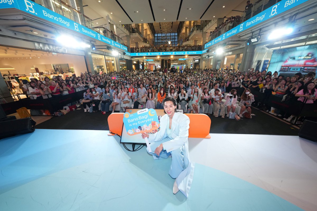 todayentth's tweet photo. บาโนบากิ แท็กทีม “บิวกิ้น” พรีเซนเตอร์คนล่าสุด ชวนทุกเจนเดบิวต์ผิวใส #โกลว์เรีย ในงาน “BANOBAGI Built Bright Skin With B”
อ่านต่อ : https://t.co/l96eN7H9Ud
#BANOBAGI #BanobagiThailand #BANOBAGIxBillkin
#Bbillkin #BuiltBrightSkinWithB https://t.co/mgCEw3fNYp