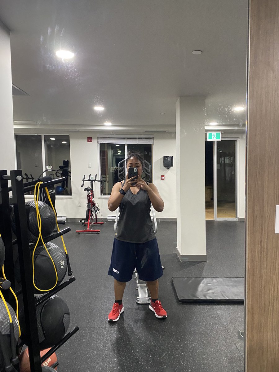 sellePLAYS's tweet photo. Arms day 💪🏻
#fitness @coreapp https://t.co/FM4kCsfzo8