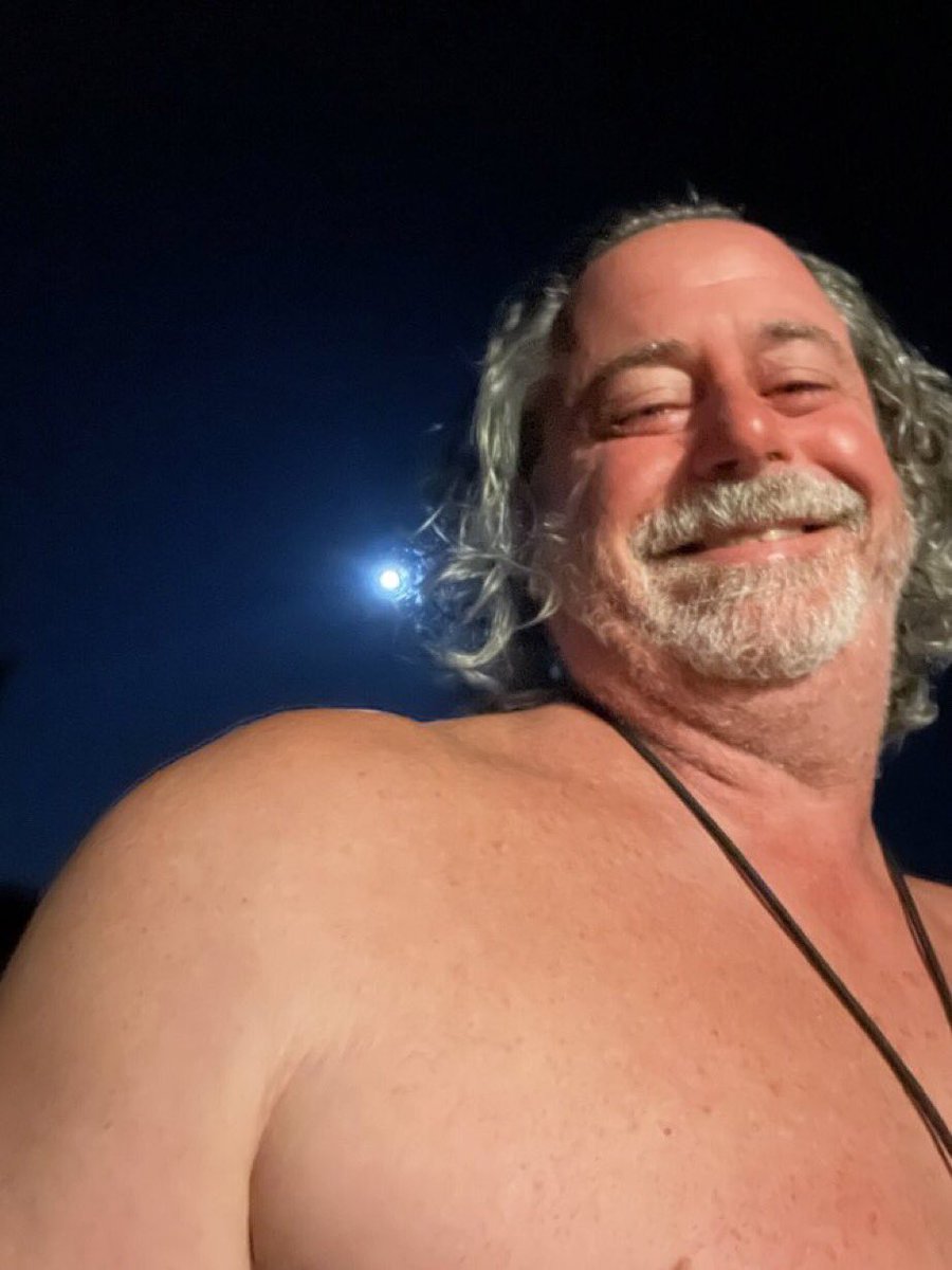 CraigH032's tweet image. Fucking had to. Shame the devil lol under my fucking feet