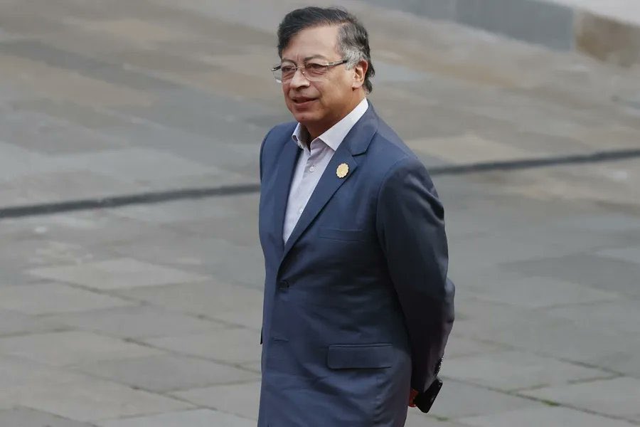 AlertaNews24's tweet photo. 🇵🇪🇨🇴 | El Congreso de Perú reitera la declaración de persona non grata contra el presidente de Colombia, Gustavo Petro, emitida por primera vez en 2023. https://t.co/jOLV4R0ISF