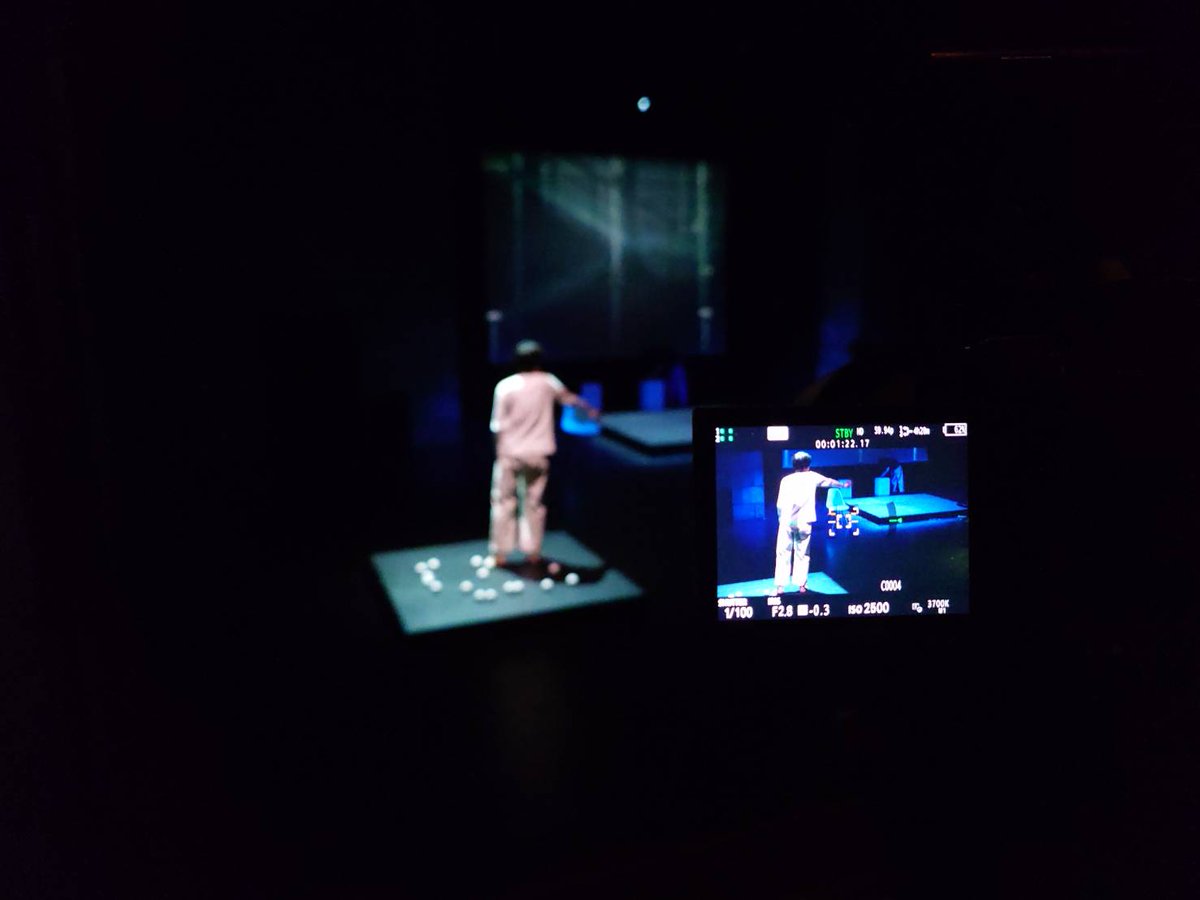 昨日Room Kids様の新作公演ゲネプロ映像撮影に行ってきました！
本日から3日間、世田谷のシアタートラムにて公演が行われるので、ぜひ観に行きましょう！

機材は、今回の公演の協賛をしてくださっているマップレンタル様（<a href="/maprental/">Аренда Карта</a>）よりお借りしました。
ありがとうございました！