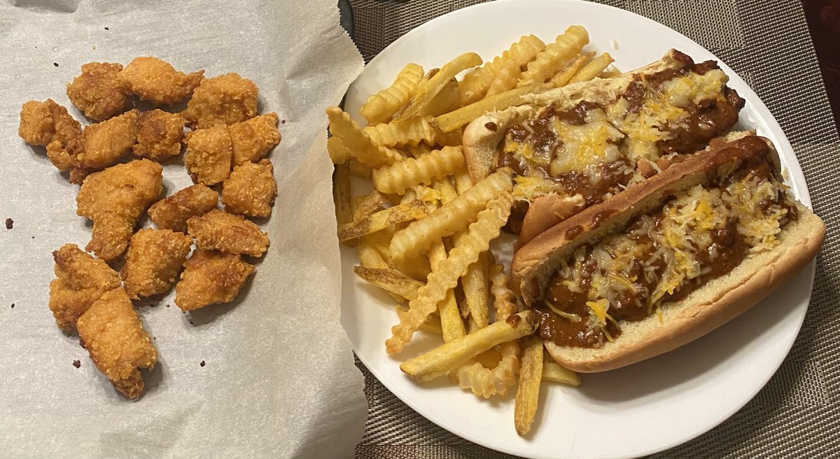 Homemade Chicken Nuggets, French Fries and Chili Hot Dogs 🍟🌭
