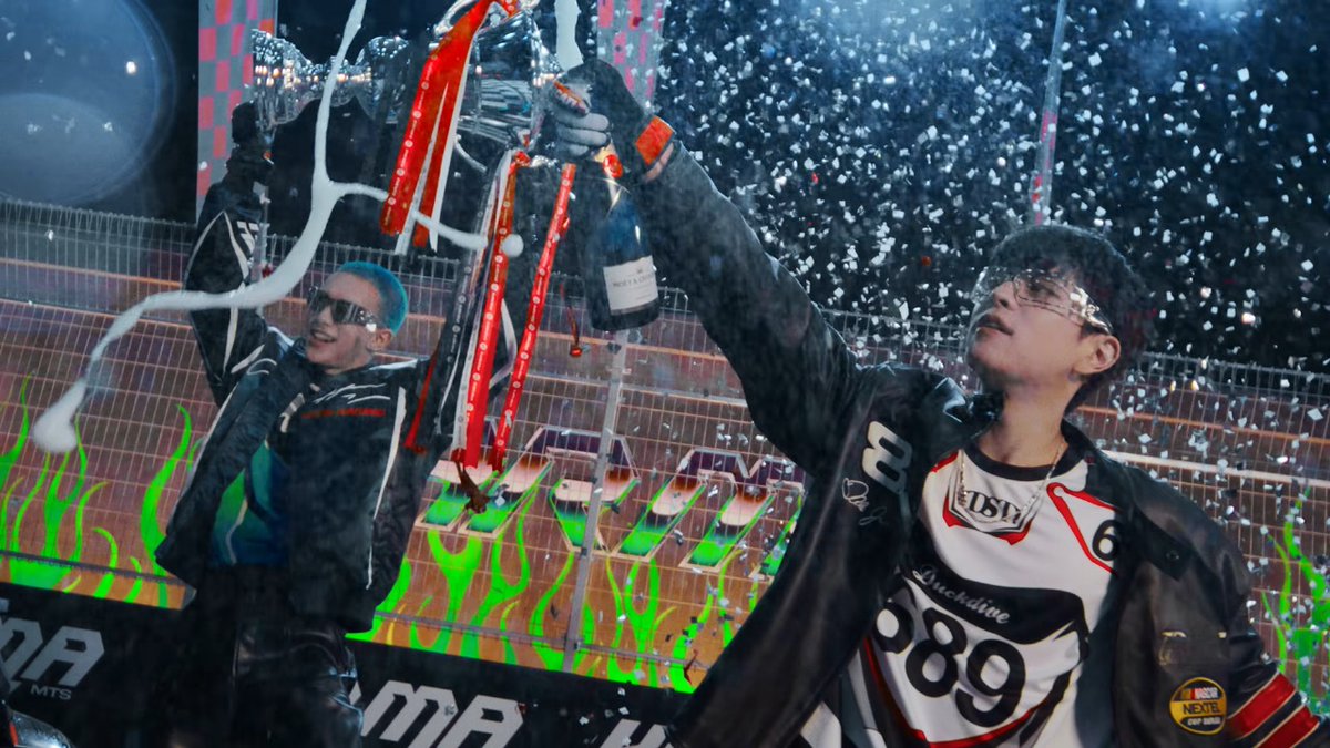 SKZ BREAKING NEWS ππ₯ (@skzbnesp) on Twitter photo π| "CEREMONY" M/V ha superado los 776K de visitas y los 306k de likes en su primera hora en YouTube.
πyoutu.be/P7vBoGWoReg?siβ¦
β π¦
STRAY KIDS GOOD KARMA DAY
#StrayKids_CEREMONY_OutNow
#μ€ν€μ¦μ»΄λ°±_μΆνμ_μΈλ λ¨Έλ
#CEREMONY <a href="/Stray_Kids/">Stray Kids</a> π| "CEREMONY" M/V ha superado los 776K de visitas y los 306k de likes en su primera hora en YouTube.
πyoutu.be/P7vBoGWoReg?siβ¦
β π¦
STRAY KIDS GOOD KARMA DAY
#StrayKids_CEREMONY_OutNow
#μ€ν€μ¦μ»΄λ°±_μΆνμ_μΈλ λ¨Έλ
#CEREMONY <a href="/Stray_Kids/">Stray Kids</a>