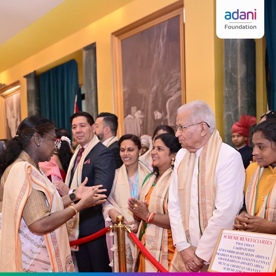 AdaniFoundation's tweet photo. S. Jyoti Reddy, our resilient community mobilizer from Odisha's Gopalpur, will forever cherish this year's #IndependenceDay celebration. She was among the #LakhpatiDidis invited to attend the event in New Delhi. We're proud of Jyoti and celebrate her journey to empowerment. https://t.co/guHTCsl34k