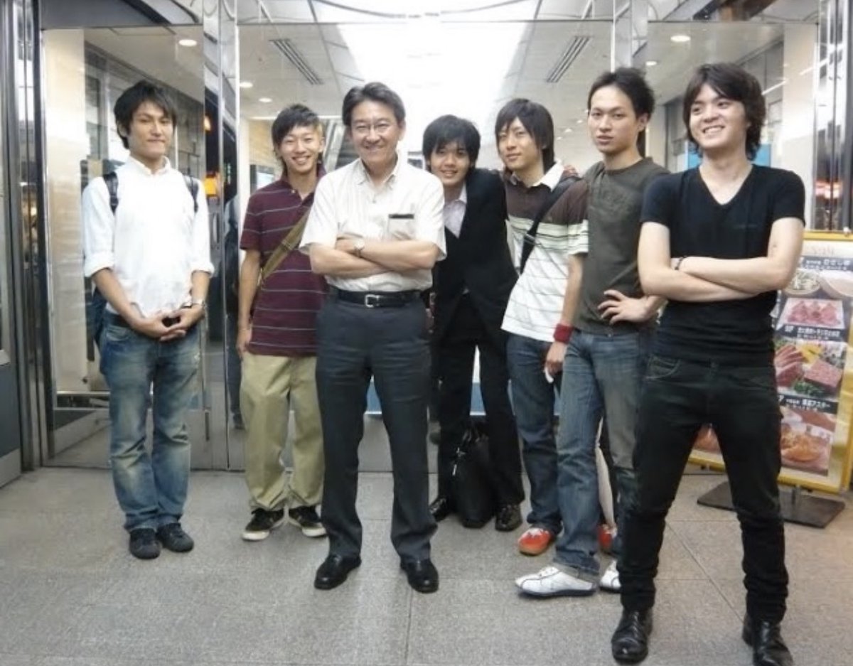 takuya514's tweet photo. @taro_f @fukkyy @Anrit 18年前くらいの写真ありました https://t.co/UbFEoJucy6