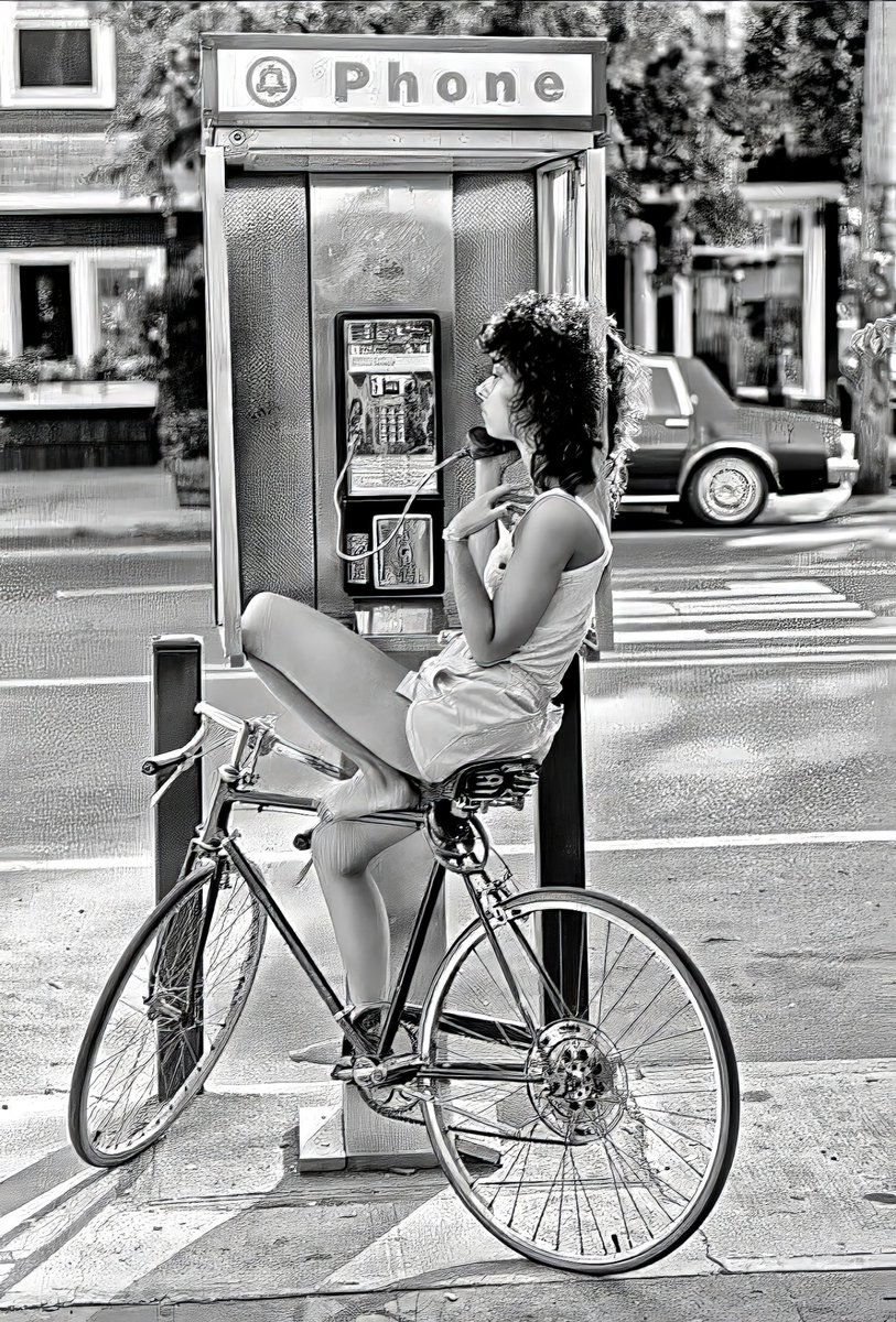 Anna_15_06_099's tweet photo. © Ron Terner - Pay Phone, City Island, the Bronx, New York City, c. 1980. https://t.co/iW558wqPEC