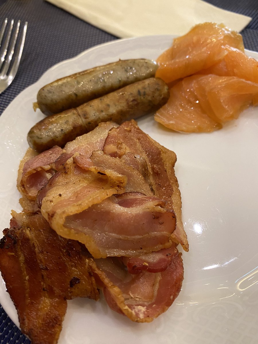 Tðni Asensið tweet media