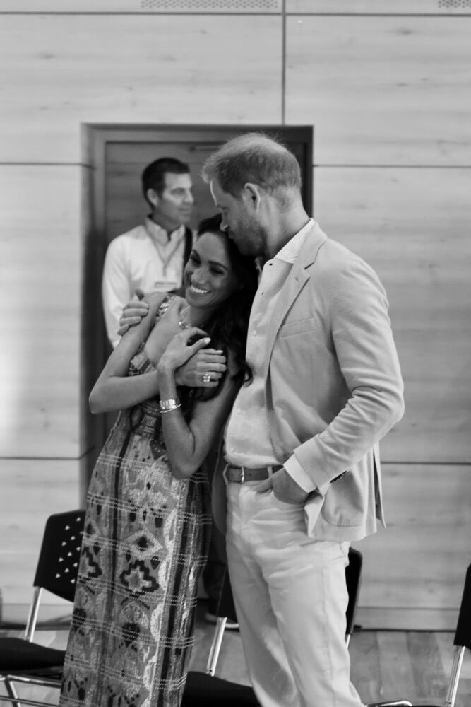 Big up to prince Harry and princess Meghan. 🥰🥰.