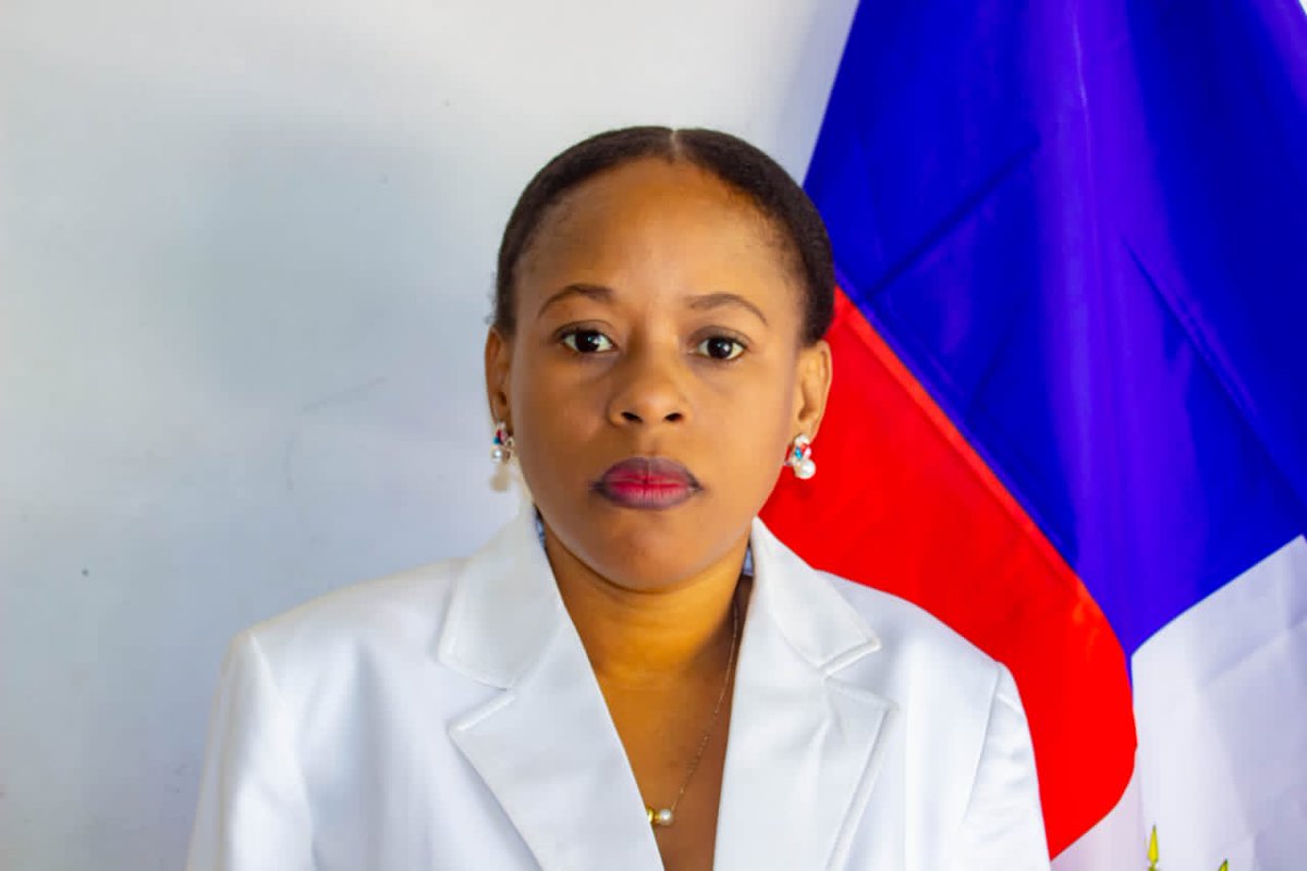 odlinciachery's tweet photo. Je m’engage avec EDE pour mettre mes compétences culturelles au service de ma communauté et de mon pays. Mon objectif : contribuer à sortir Haïti de l’ombre et bâtir un avenir meilleur.
— Chéry Rose Gina Odlincia, Responsable culturel ME – EDE
#JeMEngage #EDE #MouvmanEtidyanEDE https://t.co/00egoL2VDY