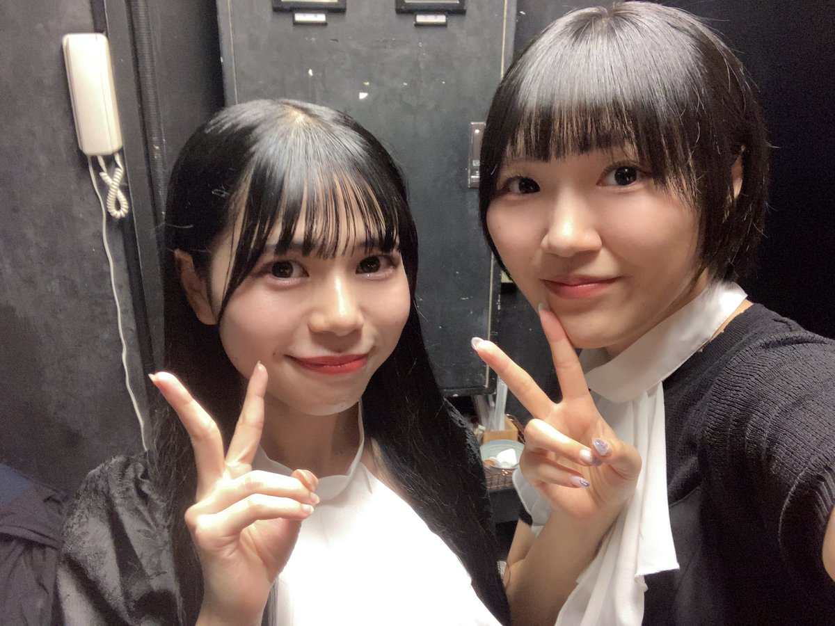 ik_utaa's tweet photo. ライトホラー朗読劇「夜光奇録」第二夜1部のみなさんと！📷

1枚目
オンラインレビュウから仲良くなれて嬉しいれいちゃま！

2枚目
たまごっち仲間あんずさん！

3枚目
オフィスの怪人がハマり役な知念さん！

4枚目
普段はおっとりなのに役でガラッと雰囲気が変わるりささん！ https://t.co/yasoGm34GI