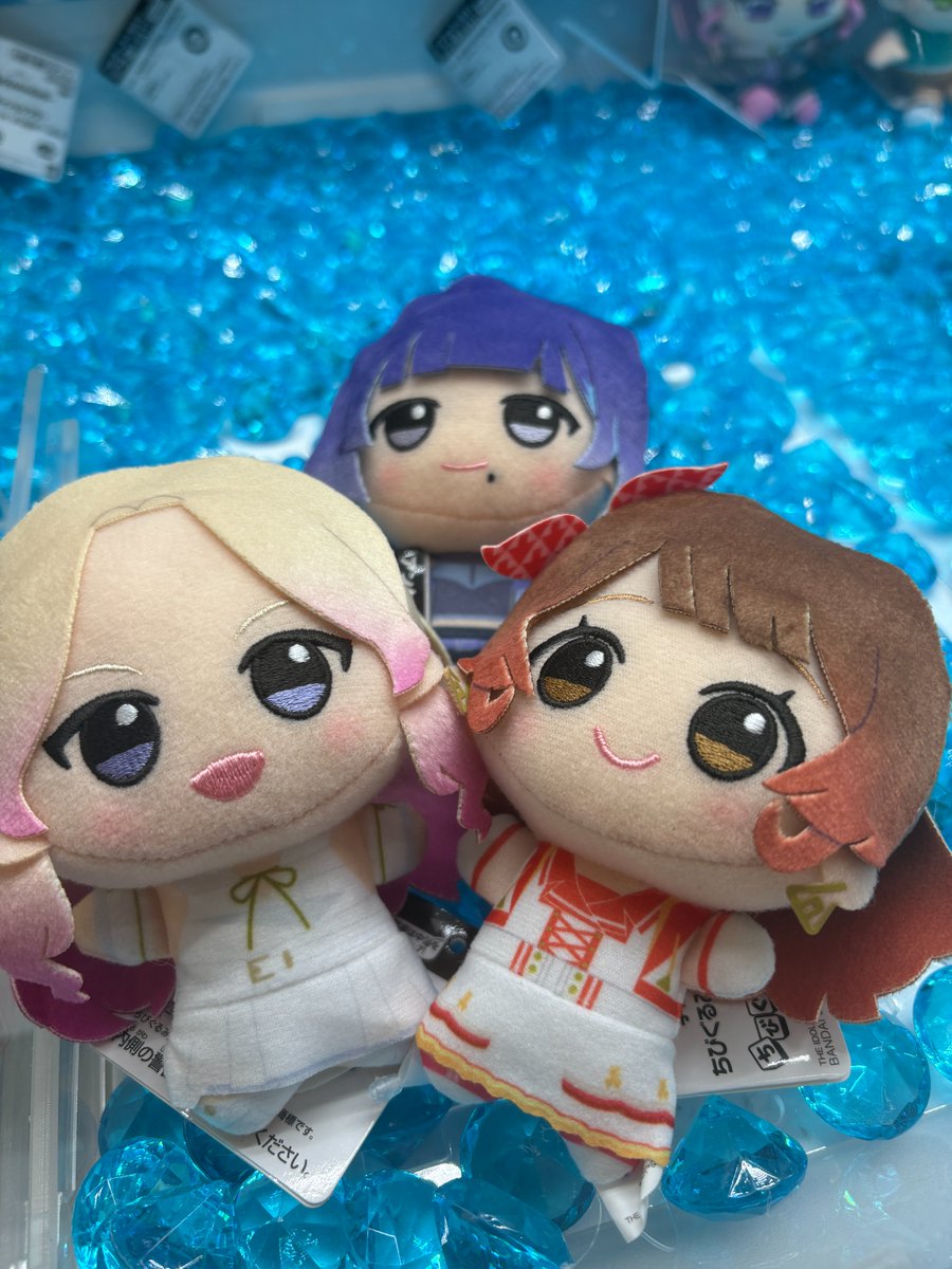 【景品情報】
Begraziaのちびぬいぐるみ登場！！
少し前にユニットのガチャが実装されたりかなり熱い三人組🌟
＃楽市楽座　＃いちばん楽しい100円へ