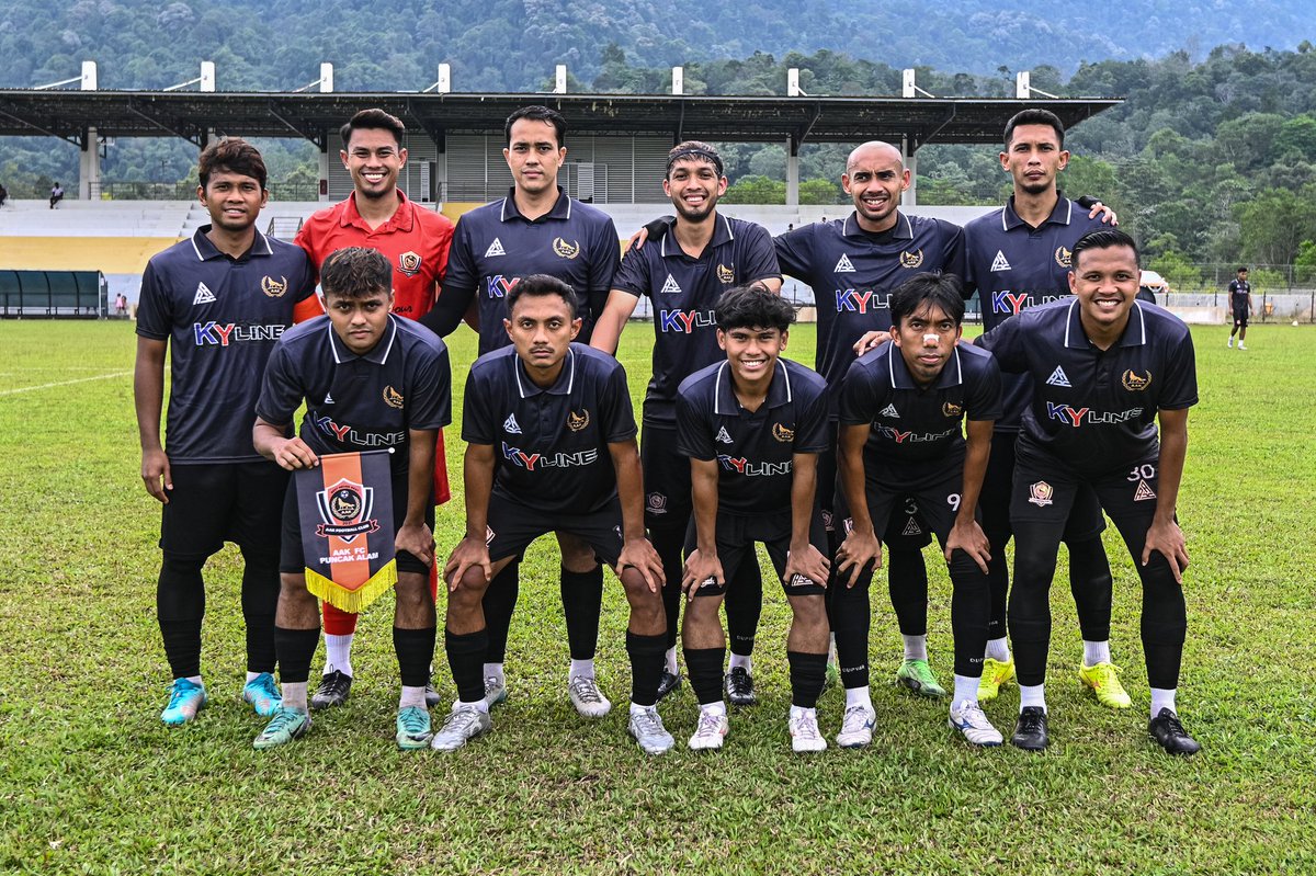 arenaseladang's tweet photo. Baru-baru (Ahad, 17 Ogos 2025) ini pasukan Perak FA SUKMA telah menerima kunjungan @aak.fc.official_ yang dalam program Pra Musim Jelajah Utara mereka. Selamat maju jaya untuk kedua-dua pasukan di A1 dan A2. https://t.co/qzUncRu8FX