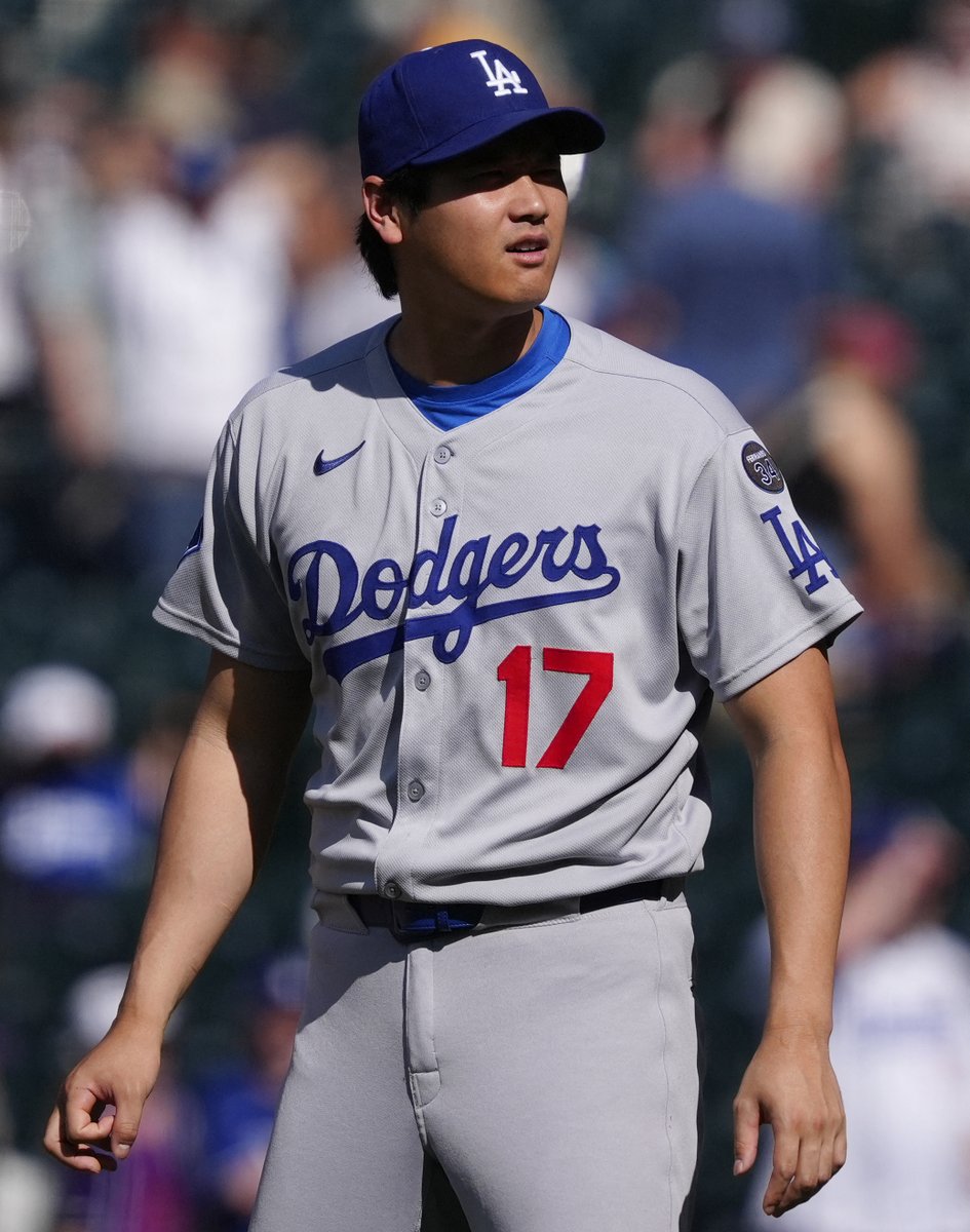 Dodgers ドジャース ナイロンプルオーバー大谷翔平 Dodgers ドジャース ナイロンプルオーバー大谷翔平 値下】MLB