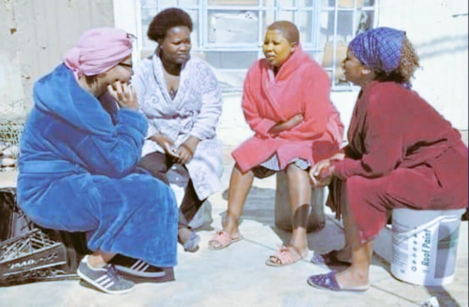 Pia wangu ameniambia akirudi nimpee pesa ya kununua portal mpya.