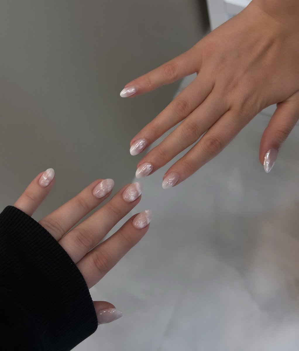 sorry not sorry, but <a href="/KuzikKuzik/">Stephanie Kuzik 🤍</a> &amp; I got our nails done &amp; it’s now become our whole personality 💅🏽