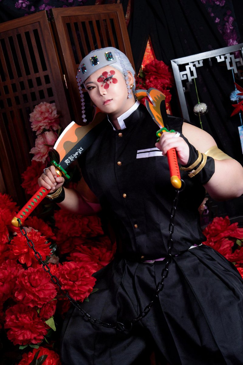doryeong_cos's tweet photo. #鬼滅の刃 #宇髄天元  #コスプレ
#kimetsunoyaiba #tengenuzui #cosplay 

📷 @YJC_Photo https://t.co/uunWTEj9Yx