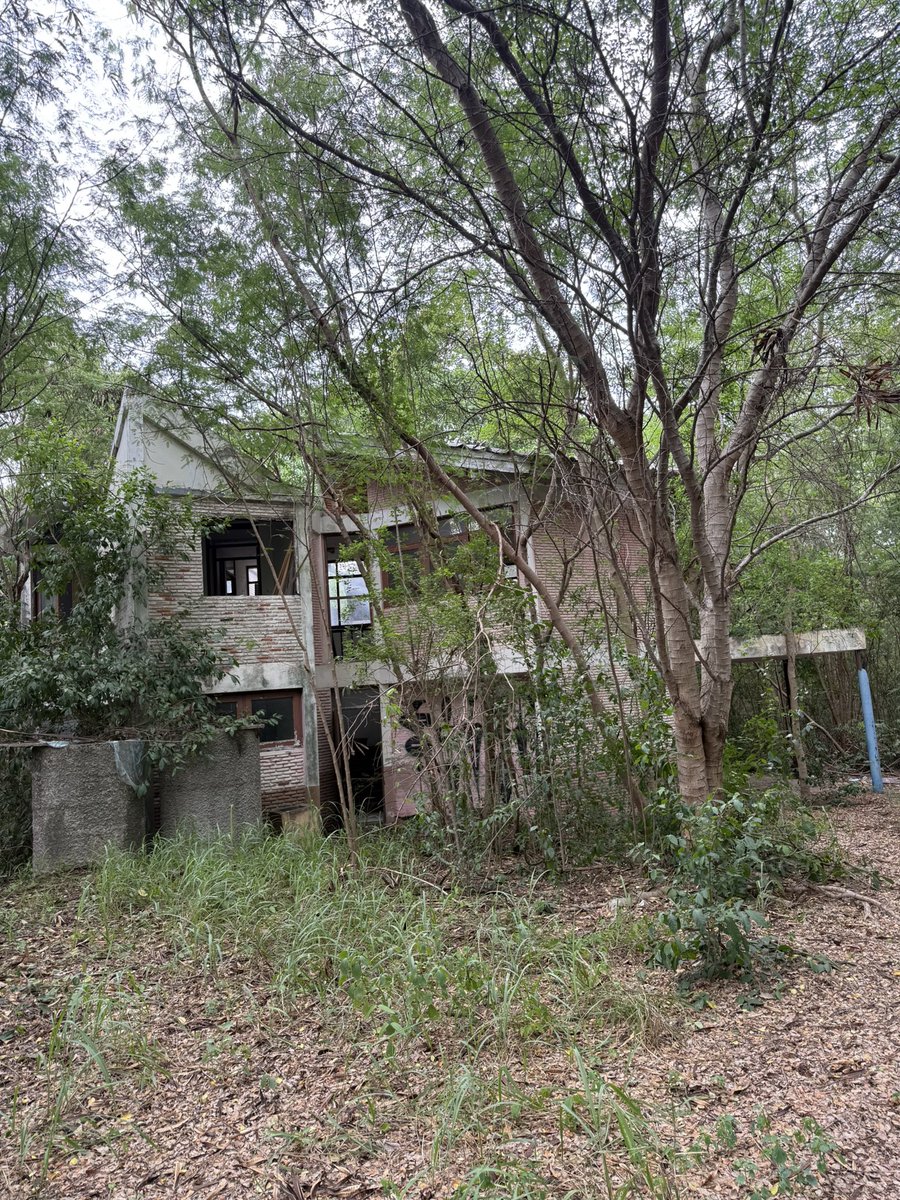 รอบนี้มากับพี่ไบรุกบ้านๆคนขับรถ 54 สองน้ำ  💦
พี่แกทักมาในแอปส้ม ไม่มีที่กันเลยนึกขึ้นได้มีอีก 1 ที่ยังไม่เคยลอง เลยมาจัดสักหน่อย

#หาเพื่อนเอ้าดอร์ 

#พัทยา #พัทยานัดเย็ด #ชลบุรี #ชลบุรีนัดเย็ด #พัทยาเอ้าดอร์ #หาดลับพัทยานาเกลือ12 #เอ้าดอ #เอ้าดอพัทยา