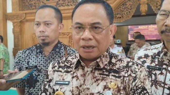 lawjustice_co's tweet photo. Kasus Korupsi DJKA Kemenhub, Hari Ini KPK Periksa Bupati Pati Sudewo
@KPK_RI @perkeretaapian #KPK #korupsi #djka #sudewo
https://t.co/T5cxpNOgST https://t.co/rC6KrzGMnl