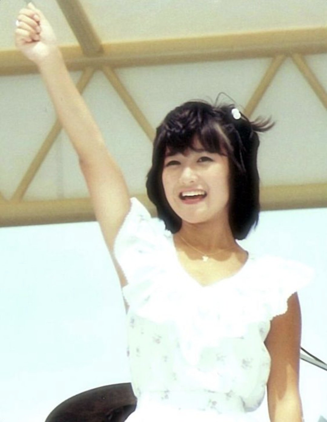 岡田菊恵、【シンデレラごっこ】、希少な額装用画集より、新品額装付、状態良好 新着中古情報】岡田有希子 シンデレラなどなど UHQCD 7インチ