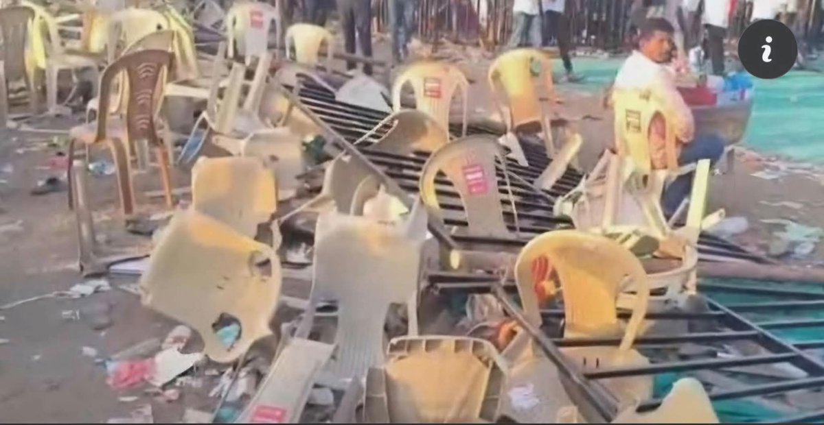 agasthi76's tweet image. சரியாகாத பைத்தியங்கள் போல!
@TVKVijayHQ