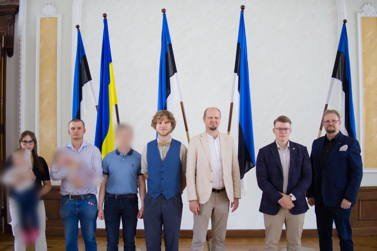 Kansallinen akseli ja Suomen Sisu saivat ainutlaatuisen mahdollisuuden tutustua kansanedustaja <a href="/AntiPoolamets/">Anti Poolamets</a> johtamalla kiertueella virolaisiin kohteisiin, joissa kansojemme historiat ovat kohdanneet.

Juttu koko kiertueesta verkkosivuillamme: suomensisu.fi/suomen-sisun-k…