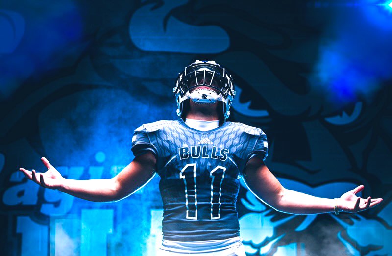 Senior season. 

Laying it all out. #GoBulls

#WinTheDay 

<a href="/coachMBloom/">Michael Bloomfield,M.S, CSCS</a> <a href="/coachBGentry/">Brandon Gentry</a>