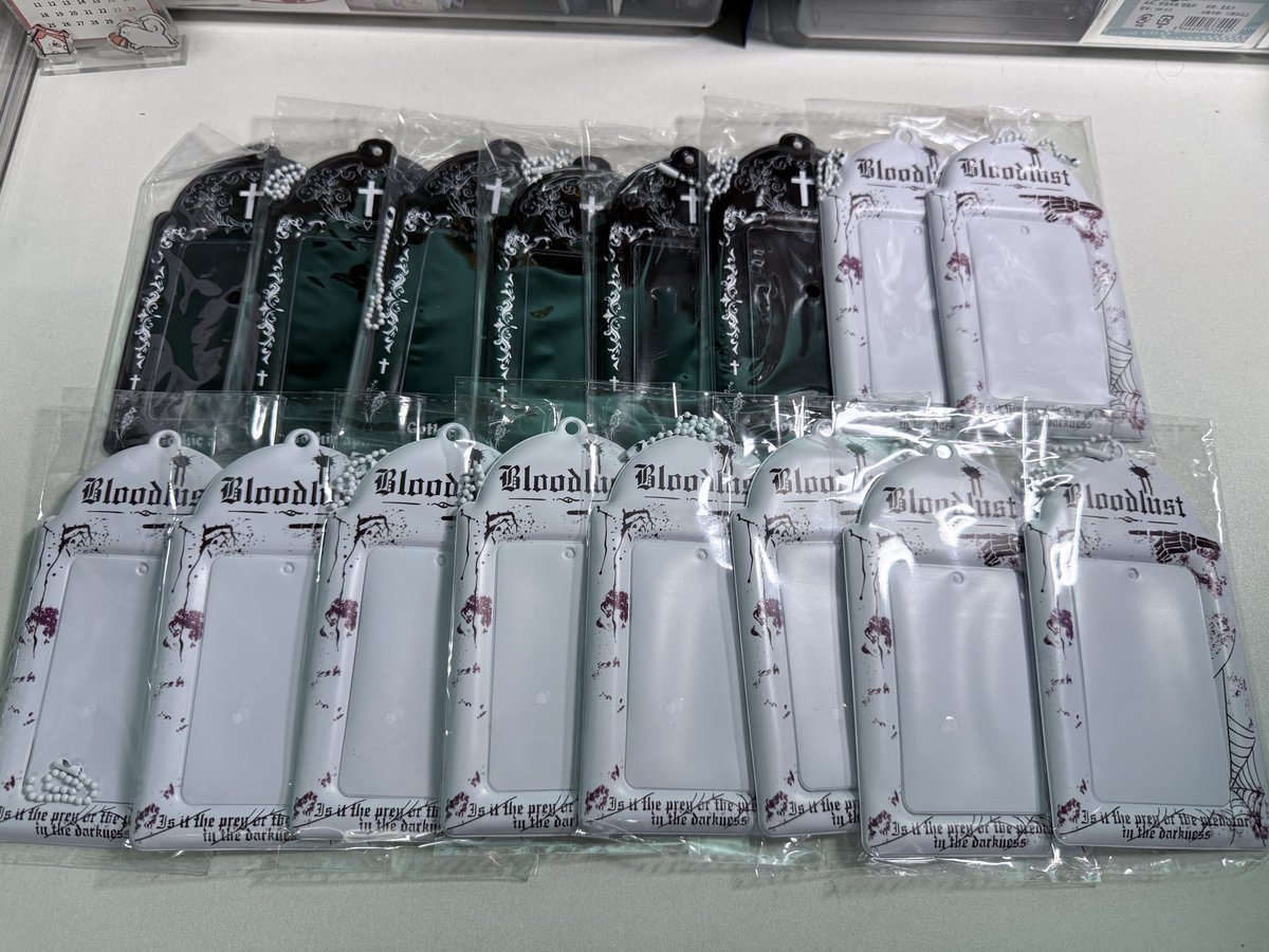 biscomail's tweet photo. #DuckimuraUpdate
hello! all the pocahols are already done with the production !! some of them are here na rin sa PH Address! Still waiting for the other chrome hearts and duck pocahols to arrive since di pa nasship ni seller! Will send sf form on monday! Thank you 💗 https://t.co/k89cfxZm4U
