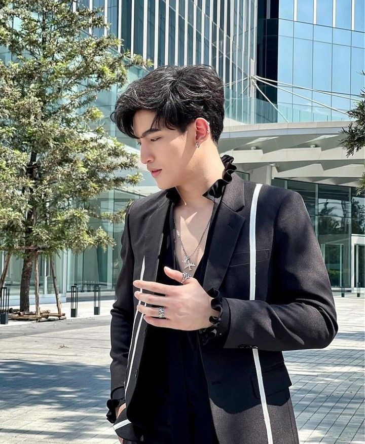 yoangsun's tweet photo. #ohmpoon few tweets au
Day 1 intern https://t.co/10XHUTfZMz