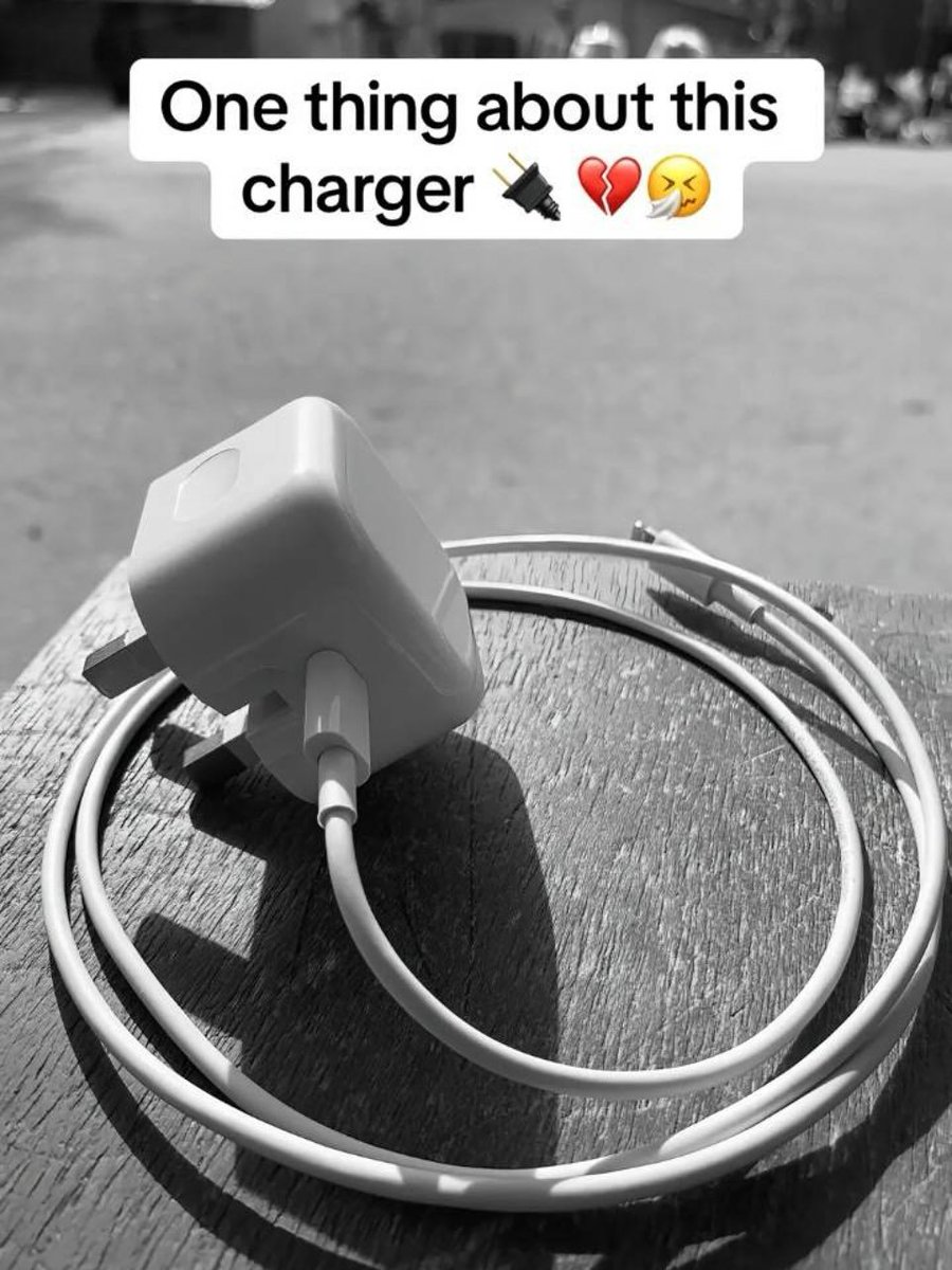 yabaleftonline's tweet image. Just ONE