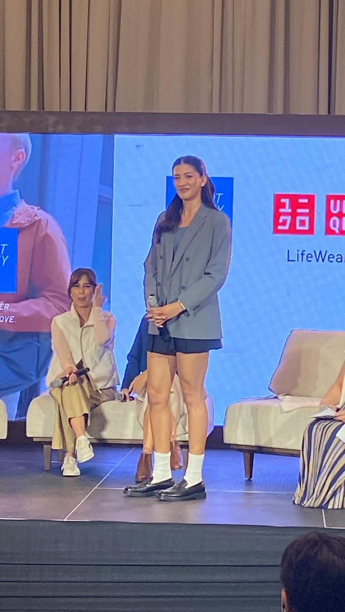 kkdwightfam's tweet photo. KKD @KiannaDy x @UNIQLOPH 

#UNIQLO #UNIQLOLifeWear 
#UNIQLOSportUtilityWear 

📸 News5 https://t.co/pJckFpskz9