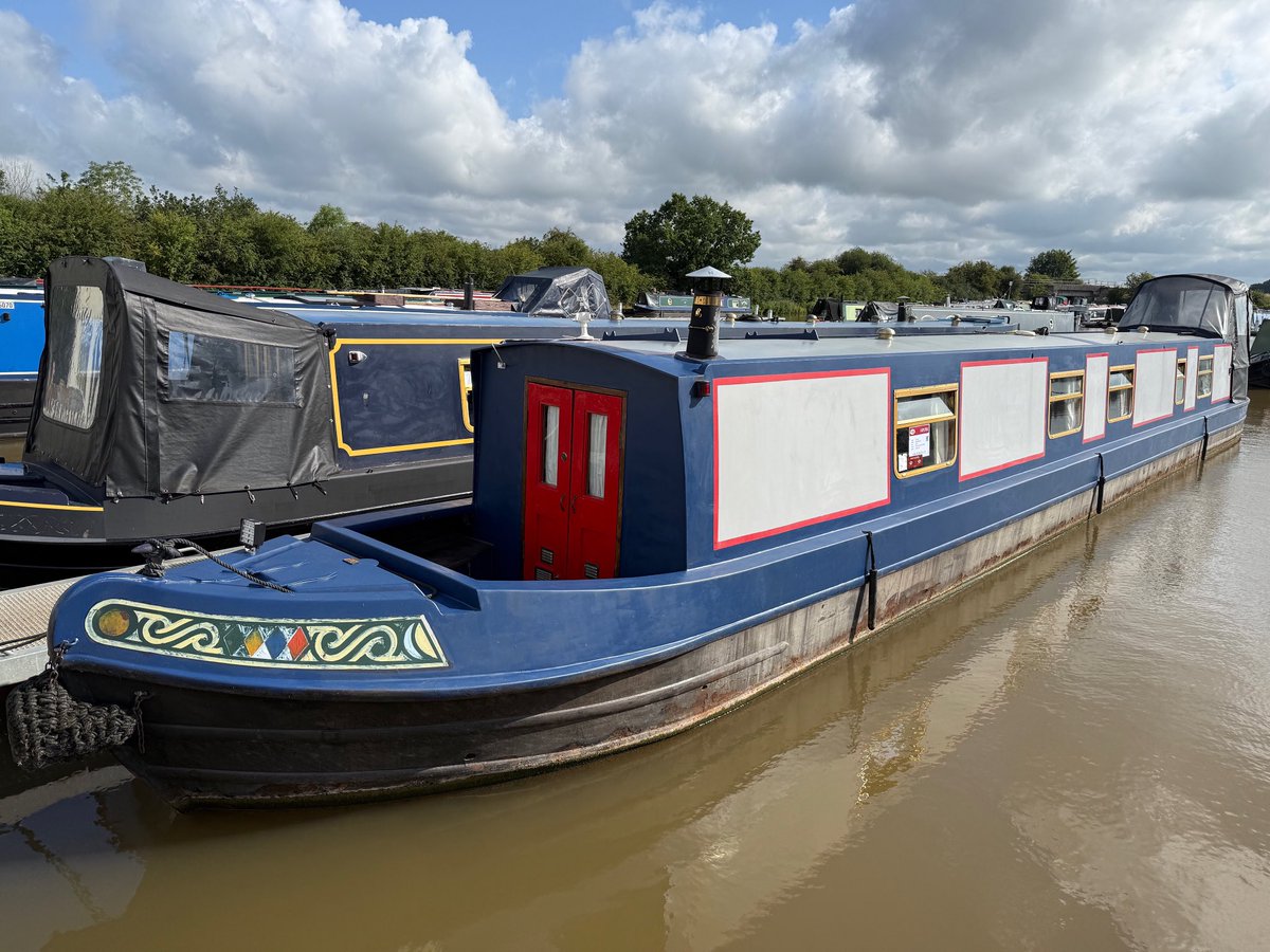 ⭐️PRICE REDUCED ⭐️

Karian III is a 58ft Cruiser style narrowboat built in 2004 by Blue Water Boats and fitted out by Dursley &amp; Hurst. 

New Price: £44,950

For more information, visit our website.

☎️ 01270 528251

🔗 venetianmarina.co.uk/used-narrowboa…

📩 sales@venetianmarina.co.uk