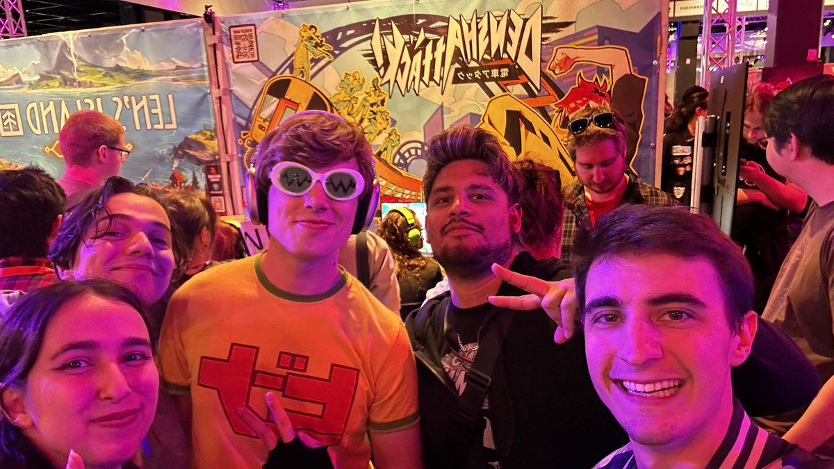 Best cosplay possible! 😎