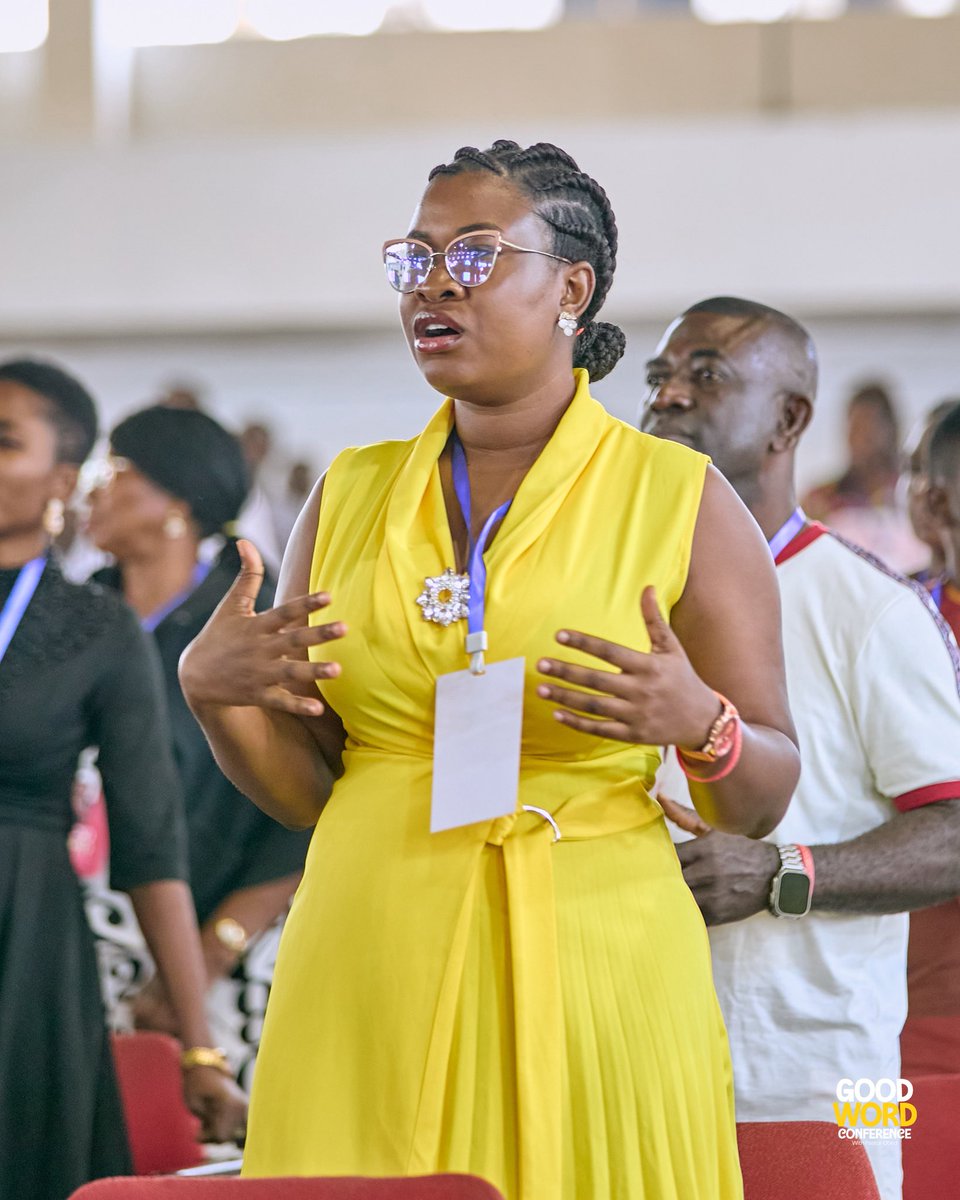 ChristCosmoInc's tweet photo. 🎶Oh Lord, You are my God; Early will I seek You🎶

This morning, we came into God’s presence with baskets full of gratitude.
Surely, God’s presence rests mightily upon the #GoodWordConference2025✨

#GoodWordConference
#Day2Morning
#ChristCosmopolitanInc 
#TheCCIExperience https://t.co/e2PbDiDYo2