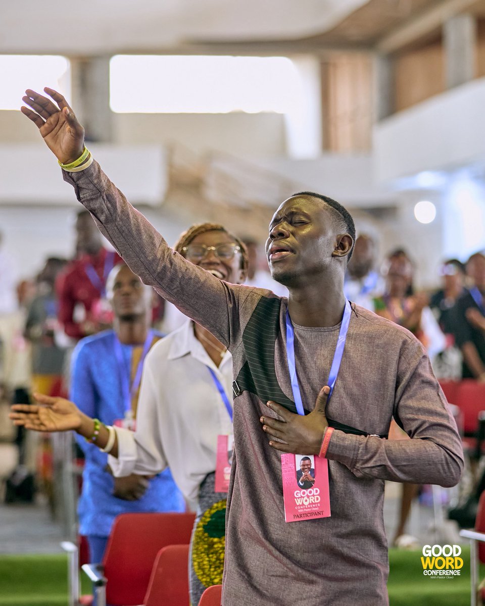ChristCosmoInc's tweet photo. 🎶Oh Lord, You are my God; Early will I seek You🎶

This morning, we came into God’s presence with baskets full of gratitude.
Surely, God’s presence rests mightily upon the #GoodWordConference2025✨

#GoodWordConference
#Day2Morning
#ChristCosmopolitanInc 
#TheCCIExperience https://t.co/e2PbDiDYo2