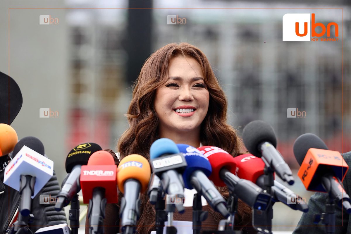 60 настайдаа ингэж сайхан биеэ авч явна гэдэг гайхалтай биш гэж үү.