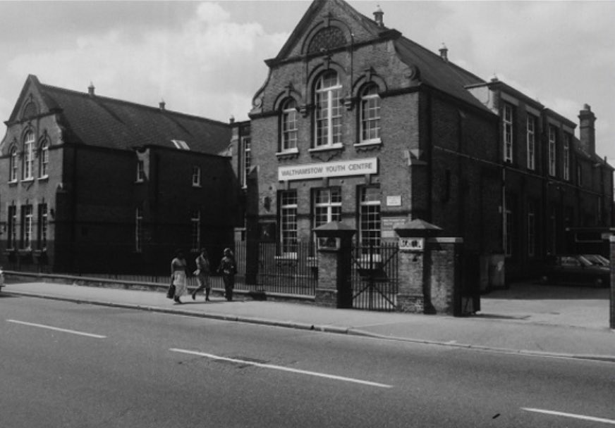 Joy Division OTD 1979: Their second appearance at the Youth Centre, Walthamstow,London. 
Annik Honore interviewed the band after the concert. 
Photo and article: musiclikedirt.com/2018/03/21/joy…