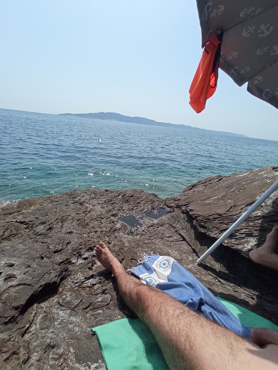 GasPap3's tweet photo. Ελάτε βρείτε με ..... ☀️☀️☀️☀️☀️⛱️🍺🍺🍺🍺🍺🍺 https://t.co/9hEWYZ45dc