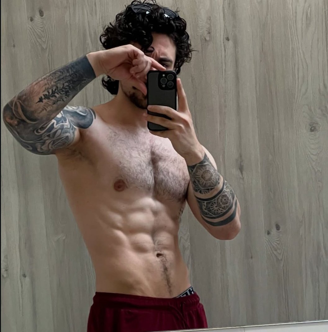 𝓒harlie 𝒮wan — Hiatus. tweet media
